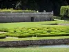 Villarceaux estate - Park of the estate with its medieval garden (medieval terrace, herb garden), its flowerbed on the water (garden on the water) and its large pond, Saint-Nicolas tower and Ninon manor with its vaulted passage (Ninon pavilion ; lower castle); in the town of Chaussy, in the Regional Natural Park of Vexin Français