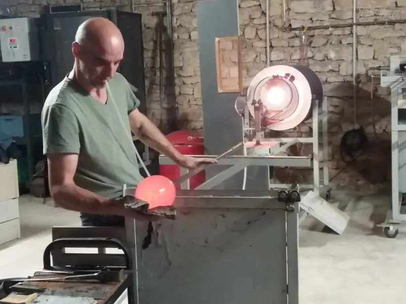 Создание яйца в художественном стекольщике - Занятие - Отдых и выходные — Heudicourt-sous-les-Côtes