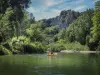 在赫罗特峡谷划独木舟 - 活动 - 假期及周末游在Saint-Bauzille-de-Putois
