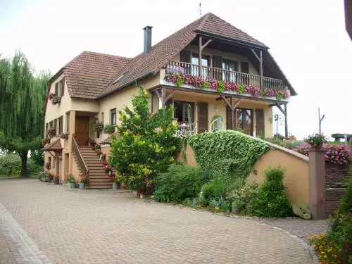 布拉斯 - 民宿客房 - 假期及周末游在Beblenheim