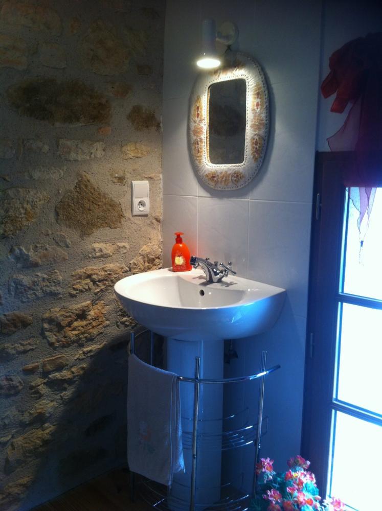 Das B & B Anglades - Red opal