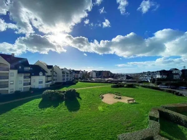 Appartement Calme - Arzon, 4 Pers, Parking, Plage à Pied - FR-1-639-25 - Aluguer - Férias & final de semana em Arzon