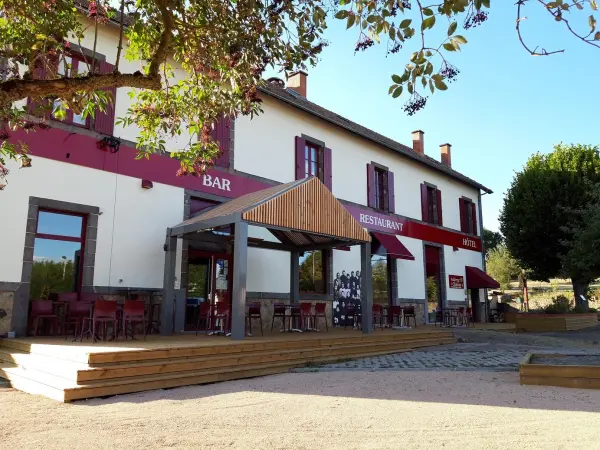 Auberge du Château, Hôtel - Restaurant - Bar - Restaurant - Vacances & week-end à Saint-Rémy-de-Blot