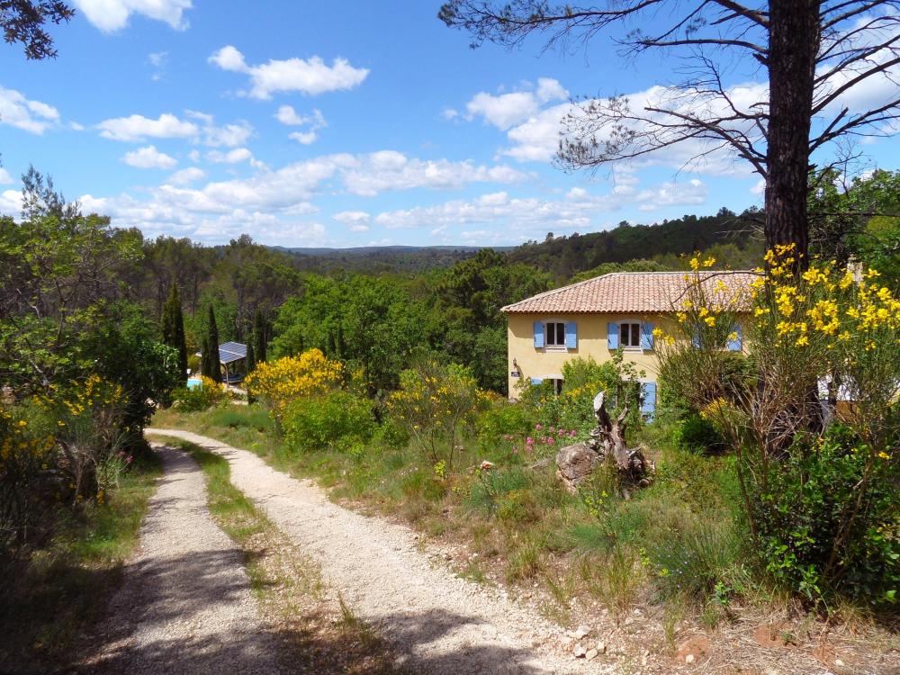 La Bastide des Templiers - Gästehaus - Ein kleines Paradies im Herzen der Grünen Provence