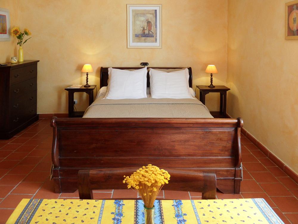 La Bastide des Templiers - Gästehaus - Gästezimmer "Terre d'Ocre"