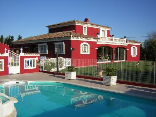 Bed & Breakfast Villa L'Eau Vive - Villa lebendigen Wassers auf dem Lande in der Nähe des Meere