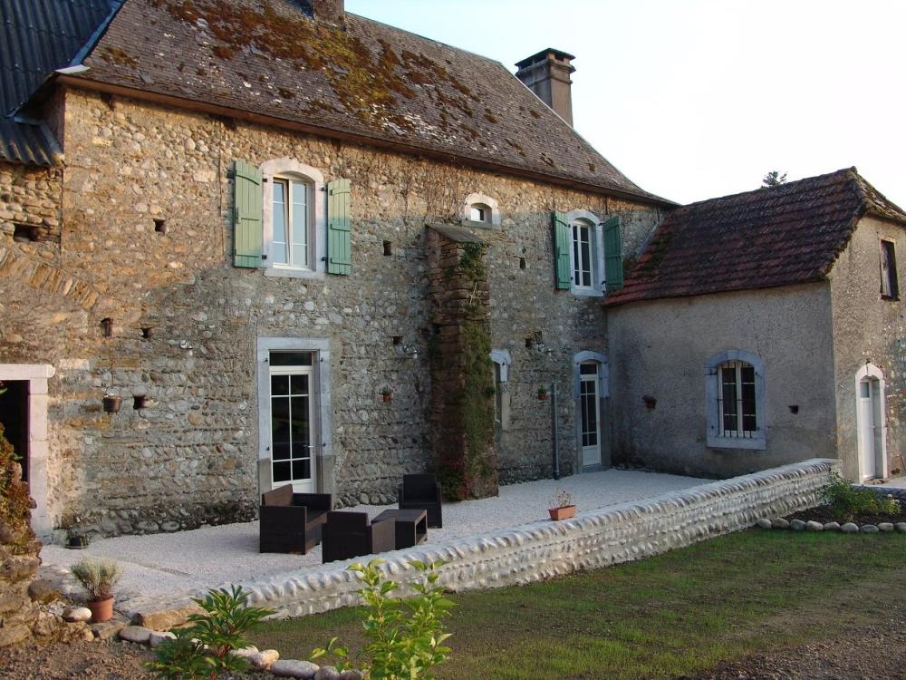 Le Buala, maison d'hôtes - Gartenseite Terrasse