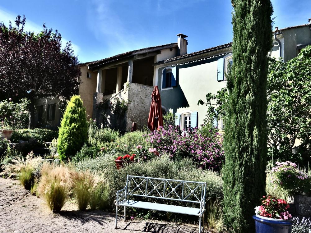 Une Campagne en Provence Le Peyrourier