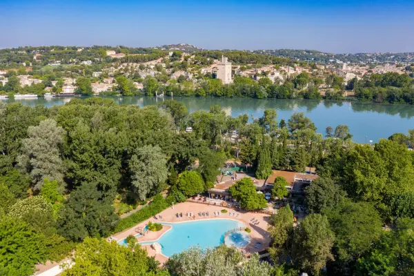 Camping du Pont d'Avignon **** - Campeggio - Vacanze e Weekend a Avignon