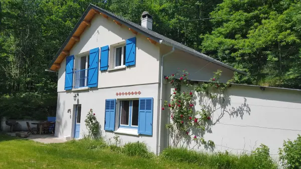 Casa na fronteira com o Lago Castelnau (Cabanac) - Aluguer - Férias & final de semana em Saint Geniez d'Olt et d'Aubrac