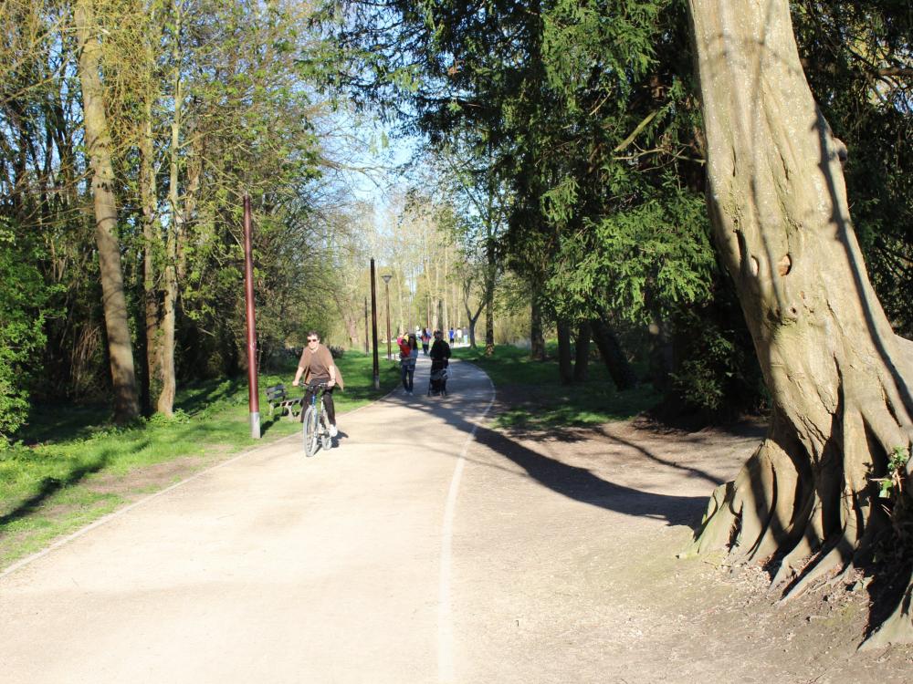 La Chabrouchine - Wiener Greenway einen Steinwurf vom Schlafzimmer entfernt