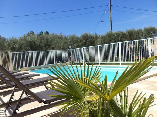 Chambre d'hôte climatisée en Provence - Schließen Salzwasser -Pool