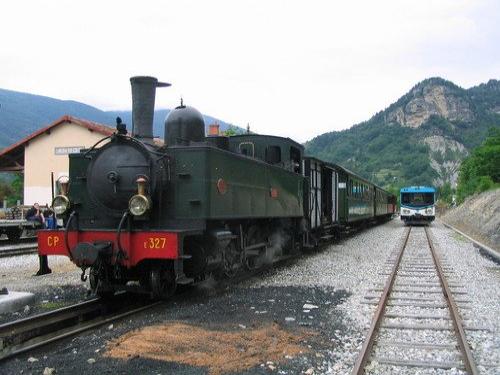 Chambre d'hôtes Saint Vincent de Paul - Dampfzug am Bahnhof Annot