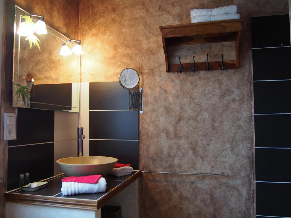 Chambres de charme-Le clos des lavandes - Eigenes Badezimmer