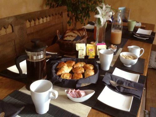 Chambres d'hôtes loargann - Beispiel Frühstück