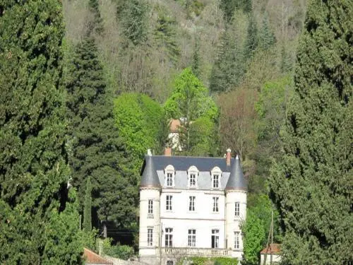 Chateau Massal - Bed & breakfast - Holidays & weekends in Bez-et-Esparon