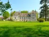 Château de Pymont - Bed & breakfast - Holidays & weekends in Boyer