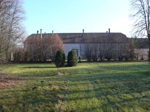 Château de Roches-Sur-Rognon - Vue depuis le parc