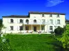 Le Clos des Cèdres - Chambre d'hôtes - Vacances & week-end à La Rochefoucauld-en-Angoumois