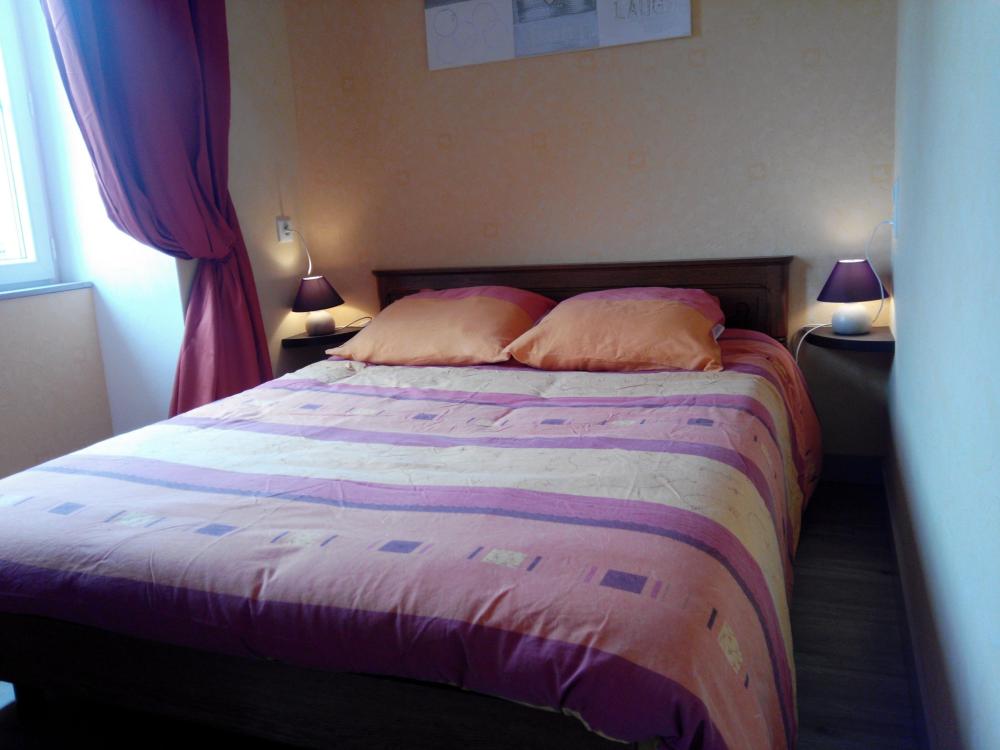 Le Clos De Gémozac - 'Le Pressoir' - zieht 2p Bett 140x200 auf