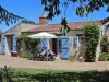 Le Cottage Bleu, Lairoux no sul de Vendée - Aluguer - Férias & final de semana em Lairoux