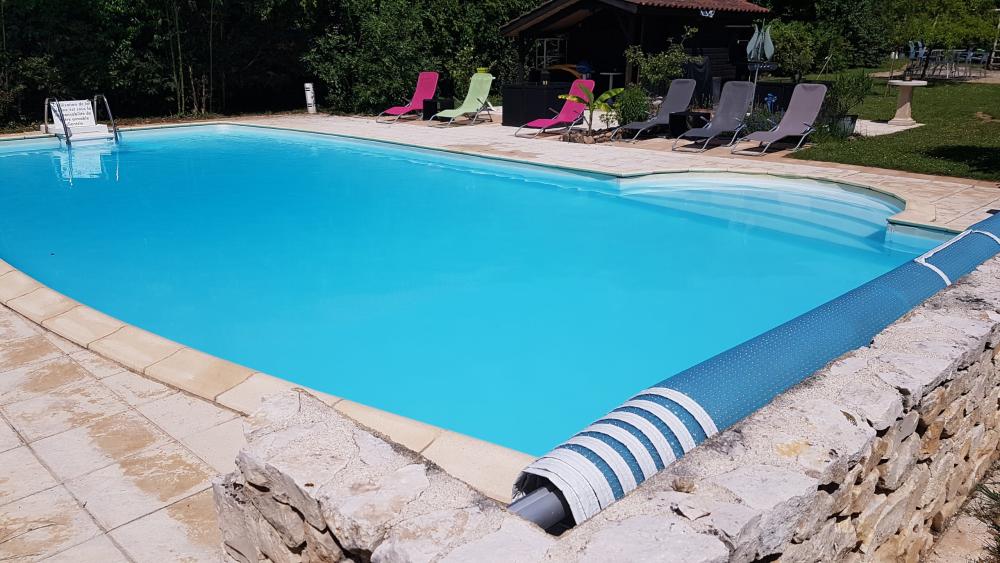 Domaine des catalpas - Der 12x6 beheizte Pool in der Saison