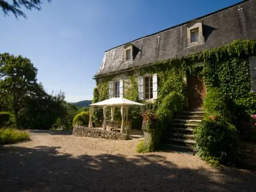 Domaine Le Peyrou, Luzech - Habitación independiente - Vacaciones y fines de semana en Luzech