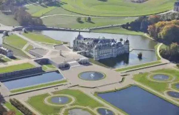 Entrada sin colas Château de Chantilly (Acceso al castillo, parque y grandes establos) - Actividad - Vacaciones y fines de semana en Chantilly