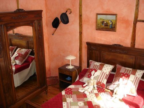 L'épicerie, Clévacances 2 clés - Nach früheren Zimmer der Eltern