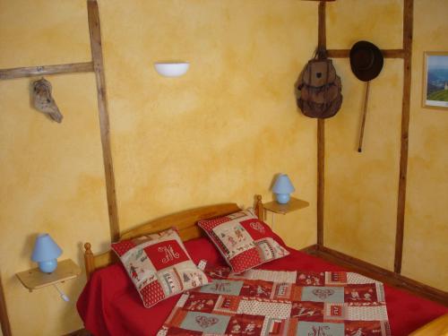 L'épicerie, Clévacances 2 clés - Weiter Wanderer Zimmer der Eltern