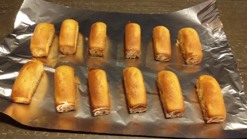 L'Escala - Am Morgen : hausgemachte Kuchen