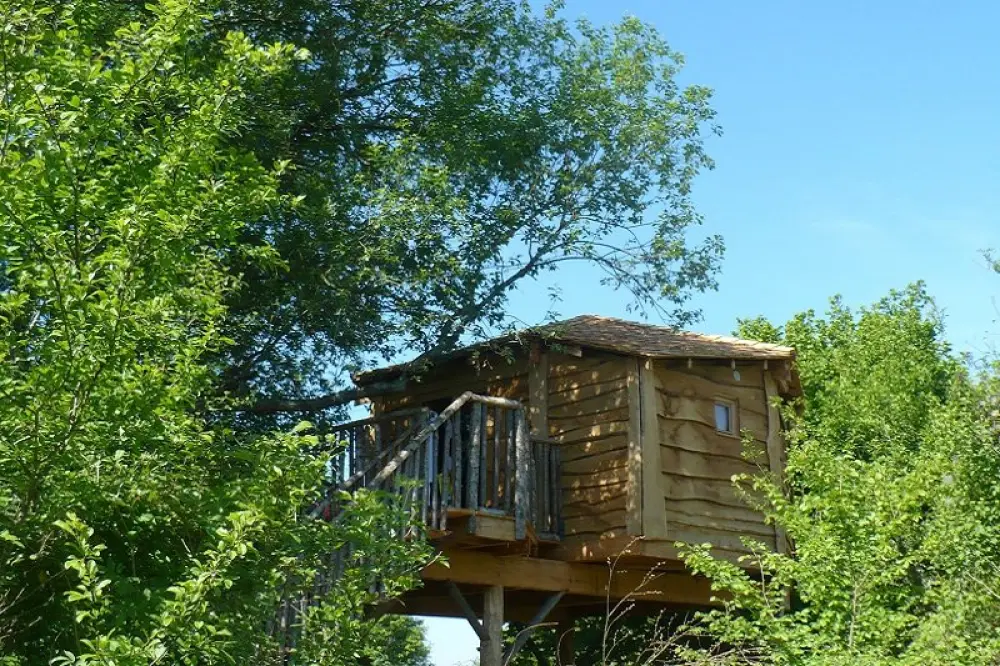 Family Ecolodge - Cabane dans les arbres Ecureuil