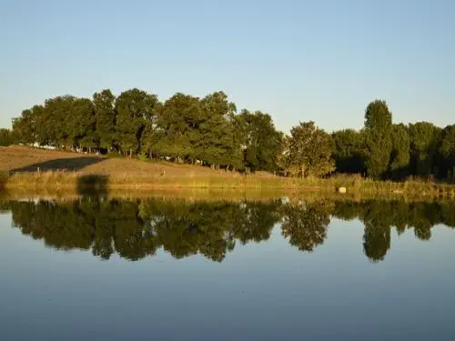 Gästezimmer La Ferme de la Croix - Teich auf unserem Bauernhof