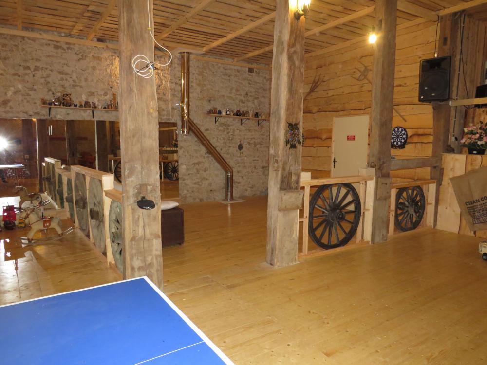 Grange d'Anjeux B&B - Dart Spielecke