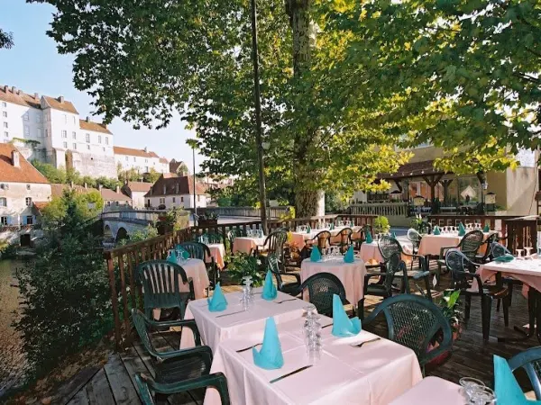 Les Jardins Gourmands - Restaurante - Vacaciones y fines de semana en Pesmes