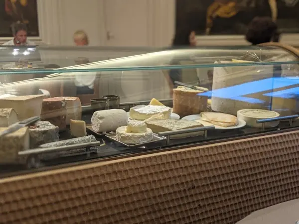 La Table L'Essensiel au Château de Champlong 4 * - 饭店 - 假期及周末游在Villerest