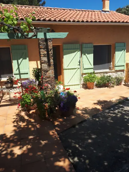 Location saisonnière campagne/vue mer - Location - Vacances & week-end à Ollioules