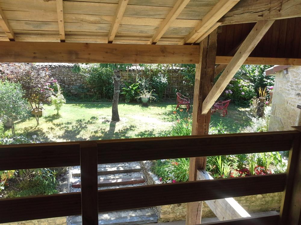 Le Logis du Four - Blick auf den Garten des Korridors