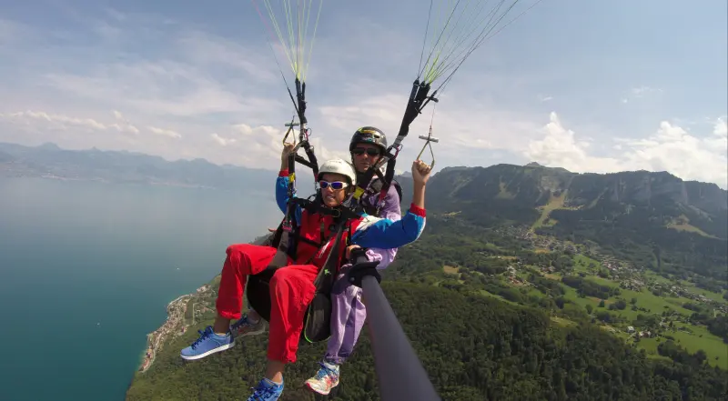 Luchtdoop in paraglider over het Meer van Genève - Activiteit - Vrijetijdsbesteding & Weekend in Thollon-les-Mémises