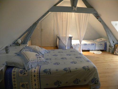 Maison d'Hôtes La Quèrière - Haus Blaubeeren mit Kinderbett