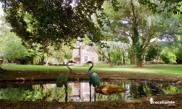 La Maison Rouge - Chambre d'hôtes - Vacances & week-end à Montauban-de-Bretagne