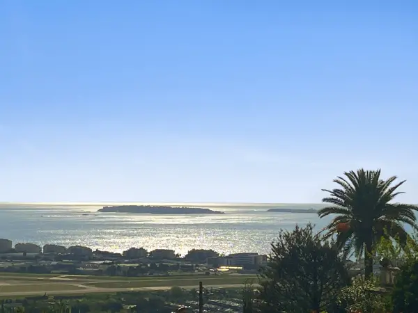 Maison de vacances avec vue sur la mer - Location - Vacances & week-end à Mandelieu-la-Napoule