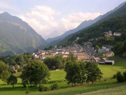 La Maisonnée - The village of Sazos