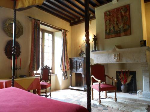 Manoir de bellauney - Mittelalterliches Zimmer