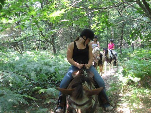 Missandre Die 5. Jahreszeit - Horseback riding around Missandre