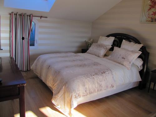 Nouveau Chez Marile Chambre d' hôtes - Bed Asian (bis)