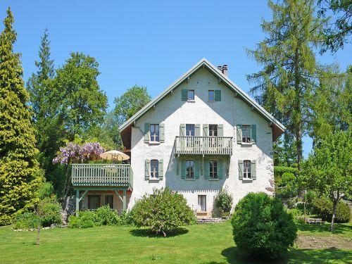 L'ourserie - Die Ourserie und ihr Garten, Gemüsegarten, Obstgarten, Ruhebereich, Spielplatz