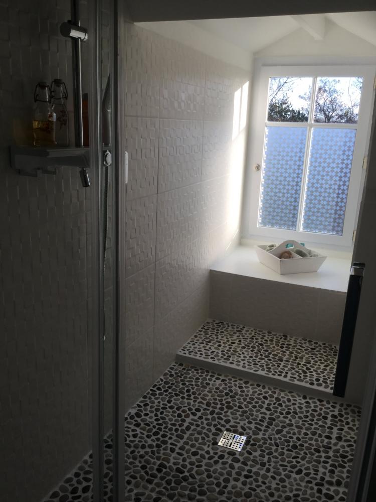 La petite chatelaine - Italienische Dusche im Zimmer des Kapitäns