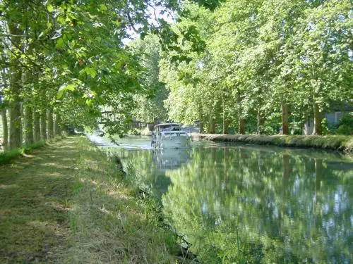 Pousada em Maoutens - Pousada - Férias & final de semana em Fourques-sur-Garonne