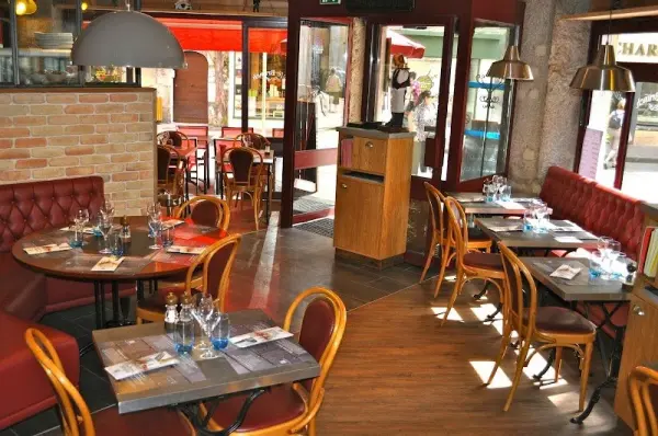 Le Ramoneur Savoyard - Restaurante - Vacaciones y fines de semana en Annecy